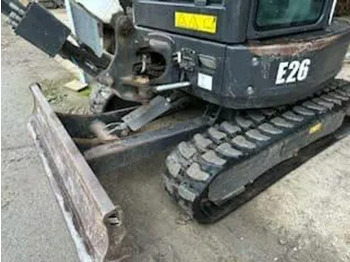 Mini excavator Bobcat E26: picture 4