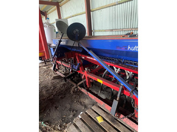 Combine seed drill RECORD