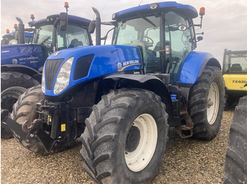 Farm tractor New Holland T7.220 CLASSIC: picture 2
