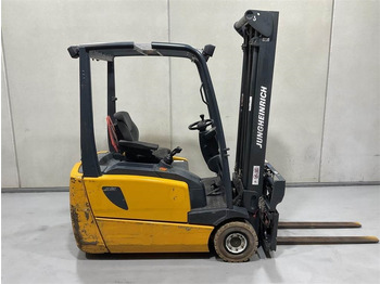 Electric forklift JUNGHEINRICH EFG