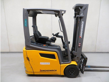 Electric forklift JUNGHEINRICH EFG