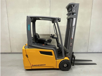 Electric forklift JUNGHEINRICH EFG