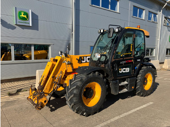 Telescopic handler JCB