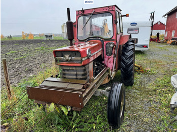 Farm tractor MASSEY FERGUSON 1000 series