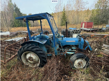 Farm tractor FORD