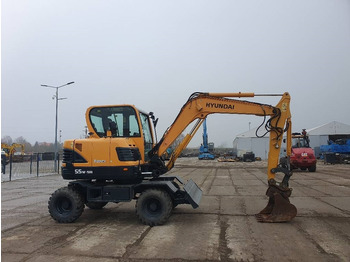 Wheel excavator HYUNDAI