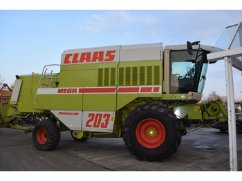 Combine harvester CLAAS Dominator