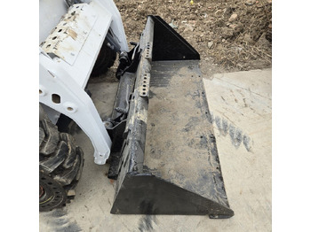 Skid steer loader BOBCAT S16