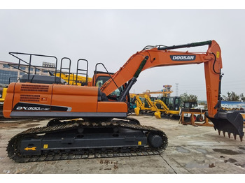 Crawler excavator DOOSAN DX300