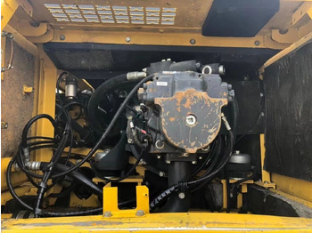 Crawler excavator KOMATSU PC400-8