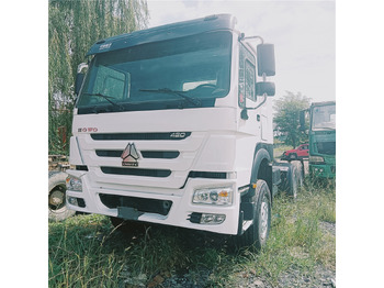 Tractor unit SINOTRUK HOWO