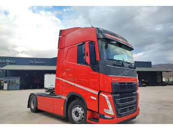 Tractor unit VOLVO FH 500