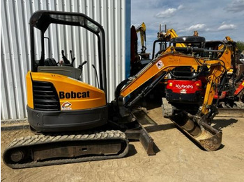 Mini excavator BOBCAT E26