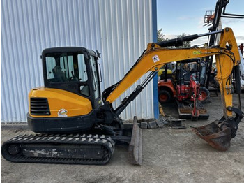 Mini excavator BOBCAT E50