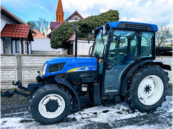 Compact tractor NEW HOLLAND T4000