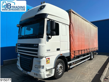 Curtainsider truck DAF XF 460