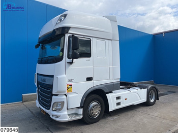 Tractor unit DAF XF 440