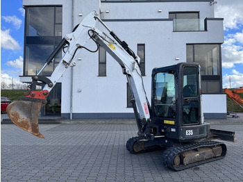 Mini excavator BOBCAT E35