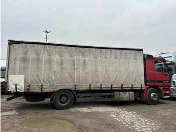 Curtainsider truck MERCEDES-BENZ Actros 1835