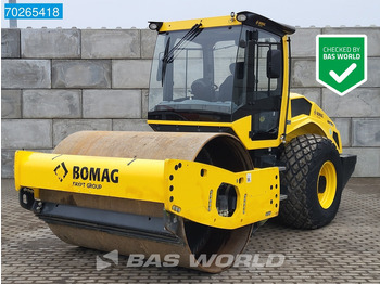 Roller BOMAG