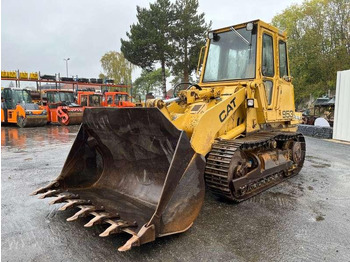 Crawler loader Caterpillar 953: picture 2