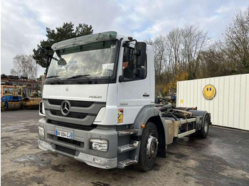 Hook lift truck Mercedes AXOR 1833: picture 2