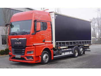 Curtainsider truck MAN TGX 26.510