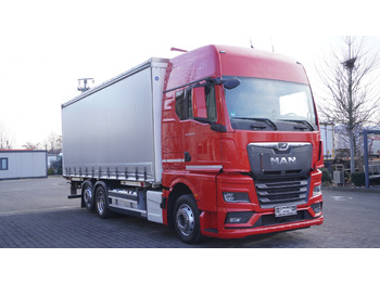 Curtainsider truck MAN TGX 26.510