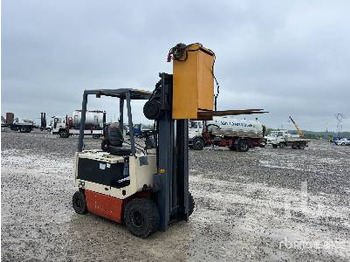 Electric forklift NISSAN RM02L30U: picture 4