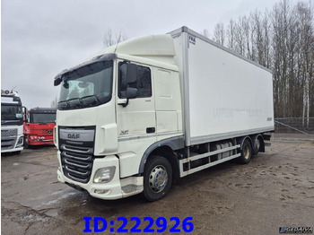 Isothermal truck DAF XF 106 440