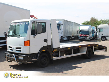 Autotransporter truck NISSAN