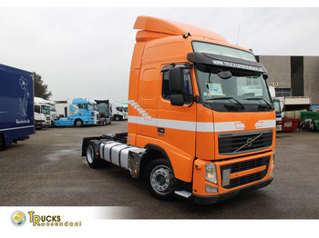 Tractor unit VOLVO FH