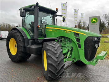 Farm tractor JOHN DEERE 8R Series