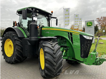 Farm tractor JOHN DEERE 8320R