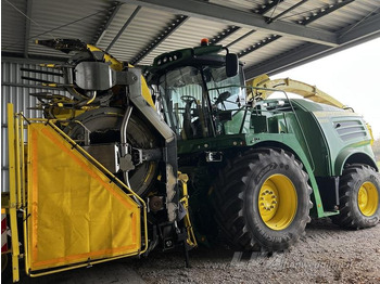 Forage harvester JOHN DEERE 8500