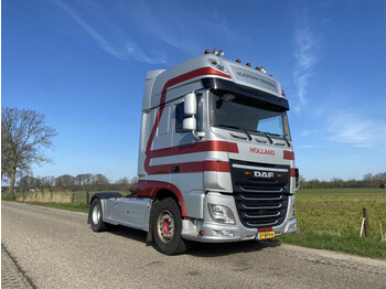 Tractor unit DAF XF 106 460