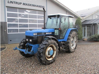 Farm tractor New Holland 8240 SLE Med frontlift og frontPTO: picture 2