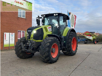 Farm tractor CLAAS Axion 850