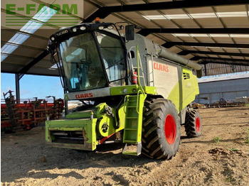 Combine harvester CLAAS Tucano