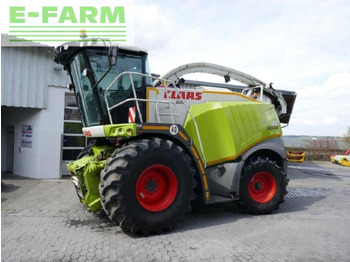 Forage harvester CLAAS Jaguar 930