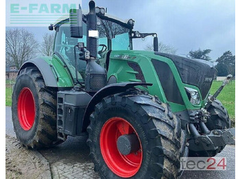 Farm tractor FENDT 824 Vario