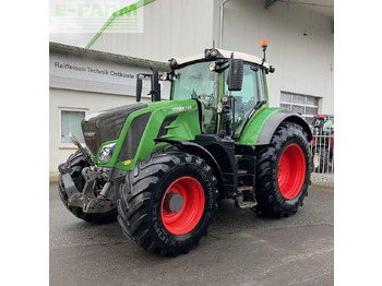 Farm tractor FENDT 824 Vario