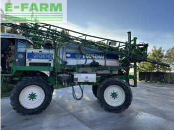 Self-propelled sprayer