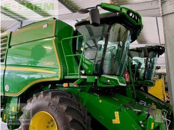 Combine harvester JOHN DEERE T560