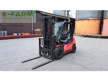 Forklift MANITOU