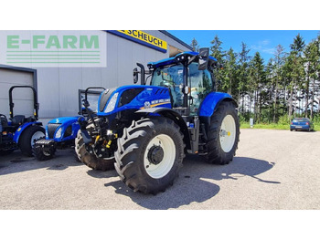 Farm tractor NEW HOLLAND T7