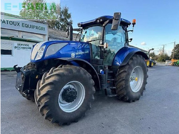 Farm tractor NEW HOLLAND T7.270