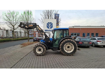 Farm tractor NEW HOLLAND