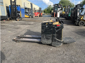 Pallet truck CATERPILLAR