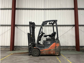 Electric forklift TOYOTA